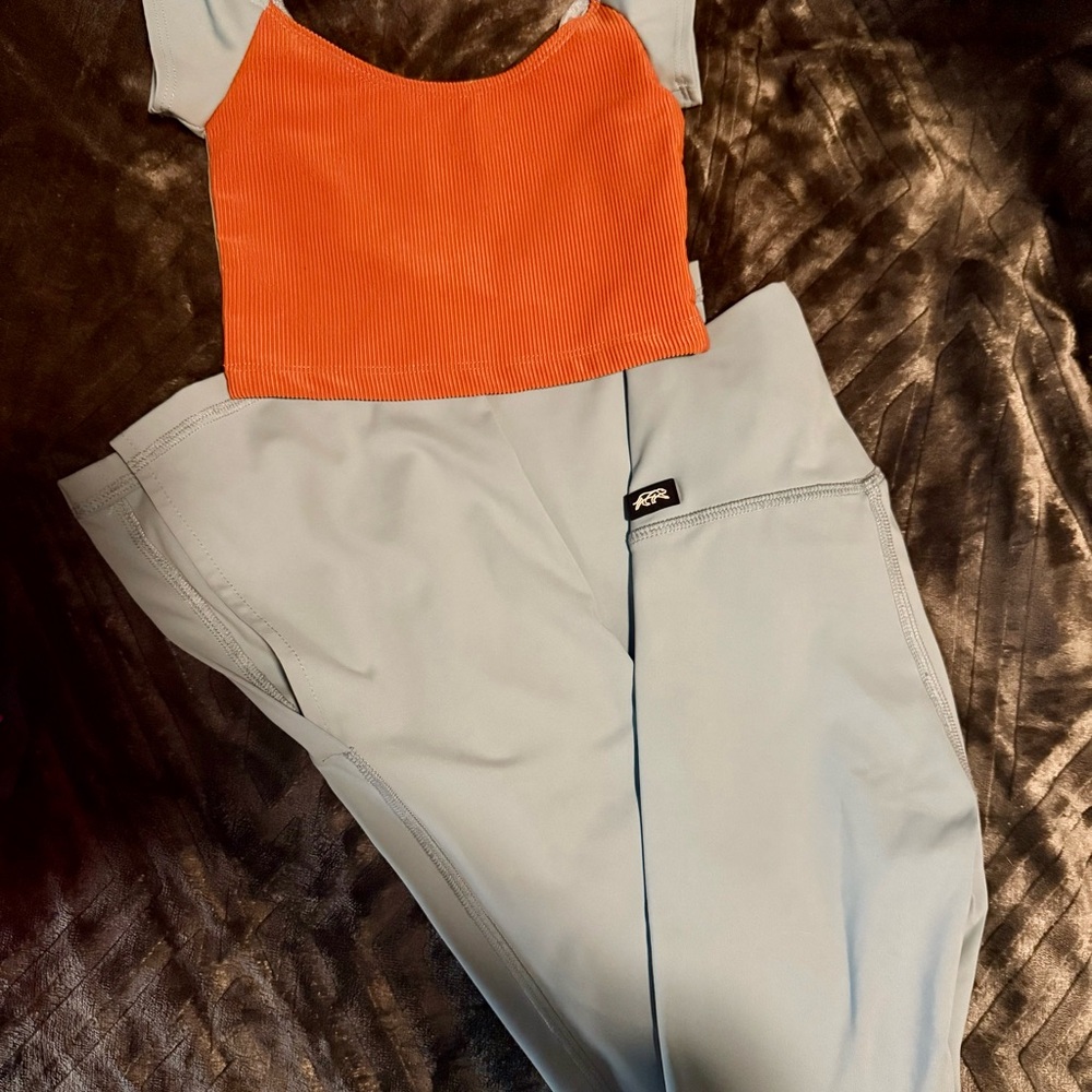 Tiger Friday SUNDAY BLUE Set- CM top and CL Split Flare Leggings
